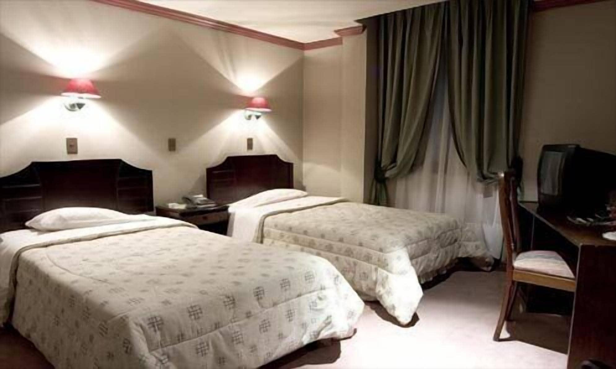 Hotel Isla Rey Jorge ปุนตาอาเรนาส ภายนอก รูปภาพ